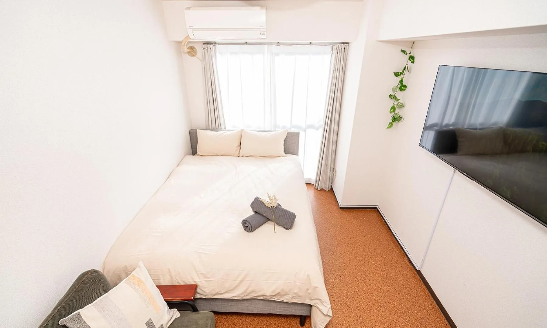 新宿歌舞伎町東新宿站3分钟，徒步伊势丹4分钟免费wi-Fi！ Tokio Japan